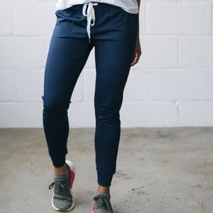 | ZYIA | cozy jogger. Size M.